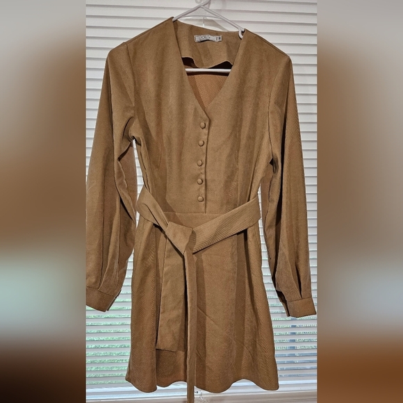 She's Tan Button-Front Dress Size 46 - Picture 3 of 4